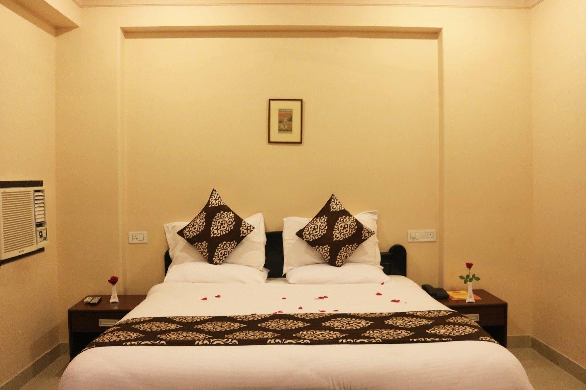 Fabhotel Amer Heritage Resort Jaipur Exterior photo